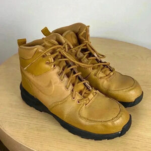 Nike Manoa LTR Boys 6.5 Leather Tan Brown High Top Sneaker‎ Boot Comfort Outdoor